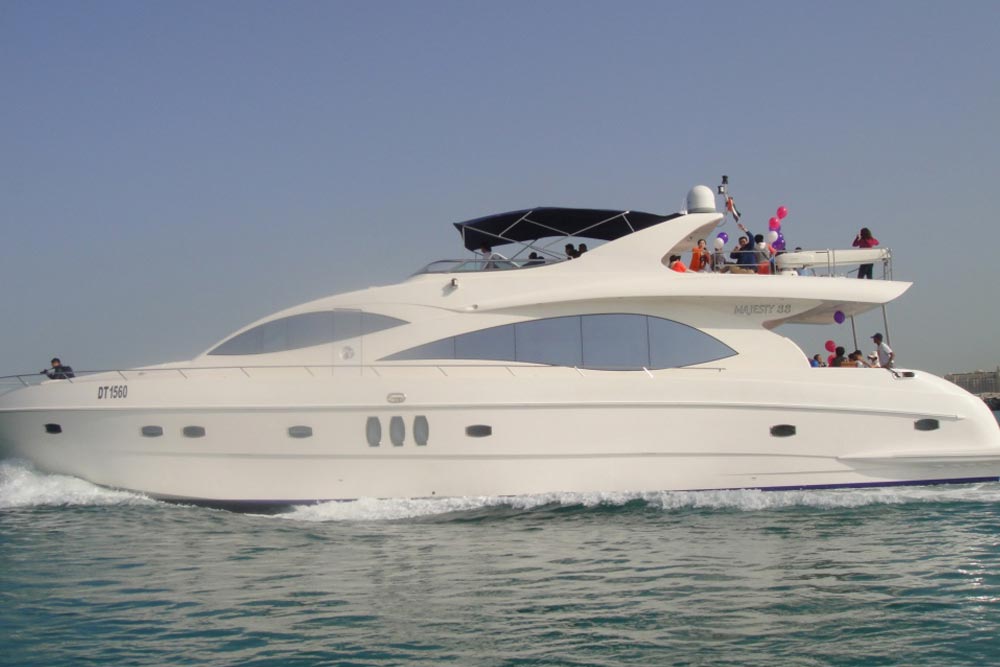 88 FT Luxury Yacht Majesty